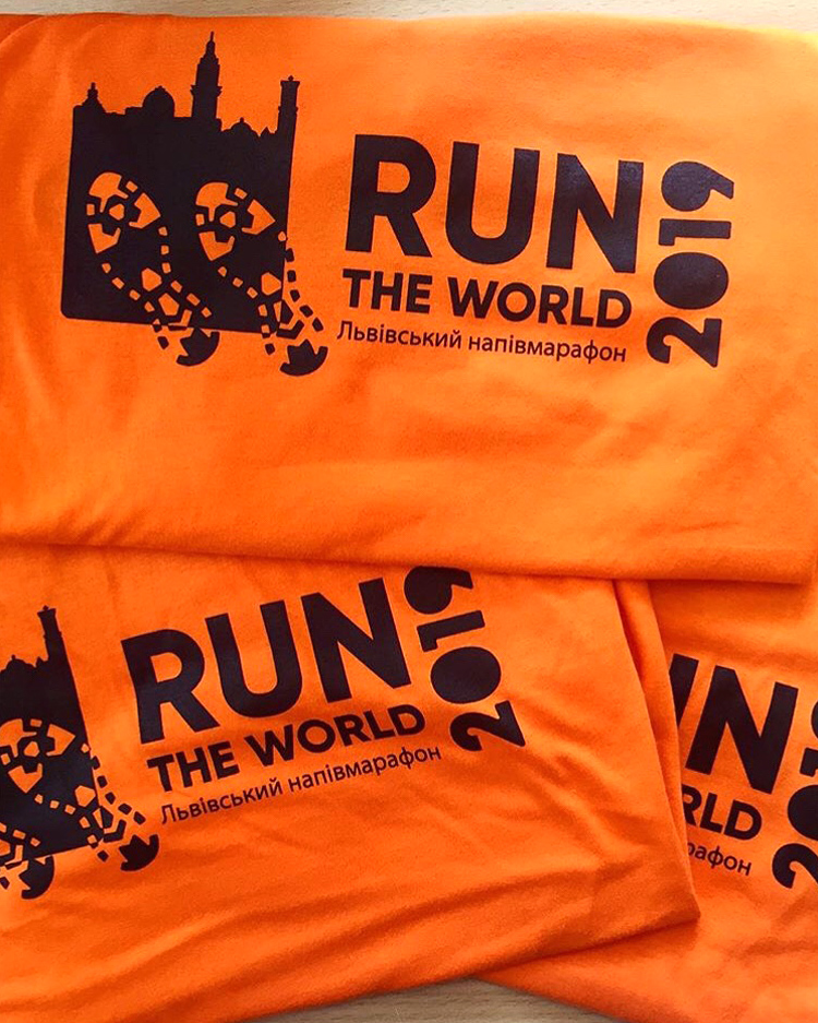 Run the world (футболки)